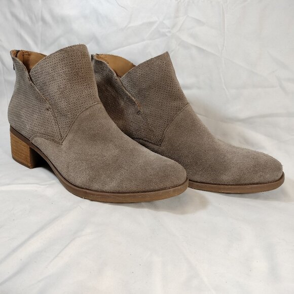 Kork-Ease Shoes - Kork Ease Maldon Suede Curved Bootie in Black